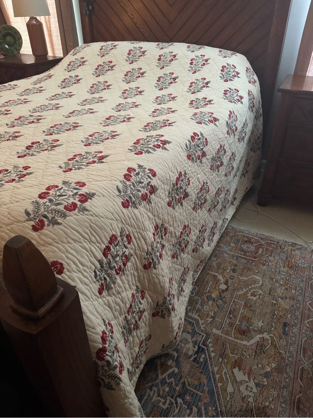 Pottery Barn King Red and Cream Floral Quilted Bedspread Set - Zarina - Picture 3 of 15